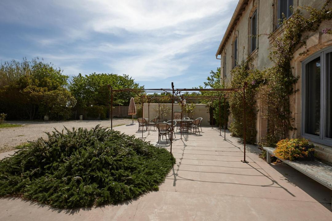 ארל Maison Tara Verte Au Mas Montredon מראה חיצוני תמונה